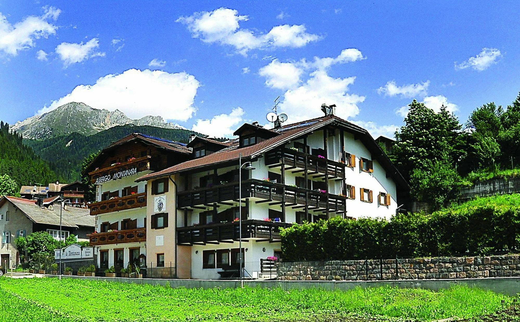Hotel La Montanara Predazzo Exterior photo